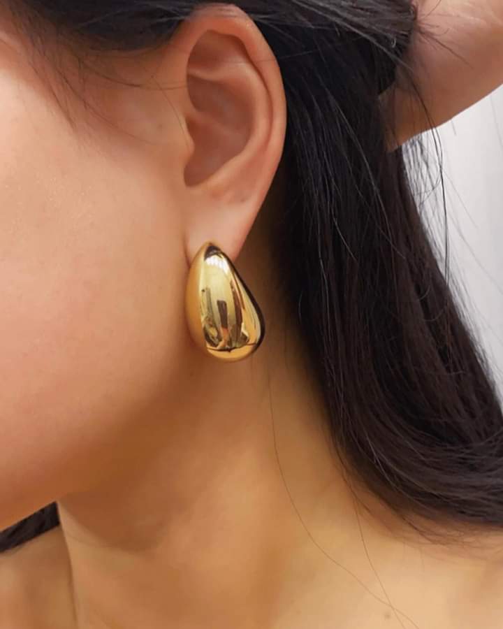 Aretes De Botón Con Diseño Geométrico